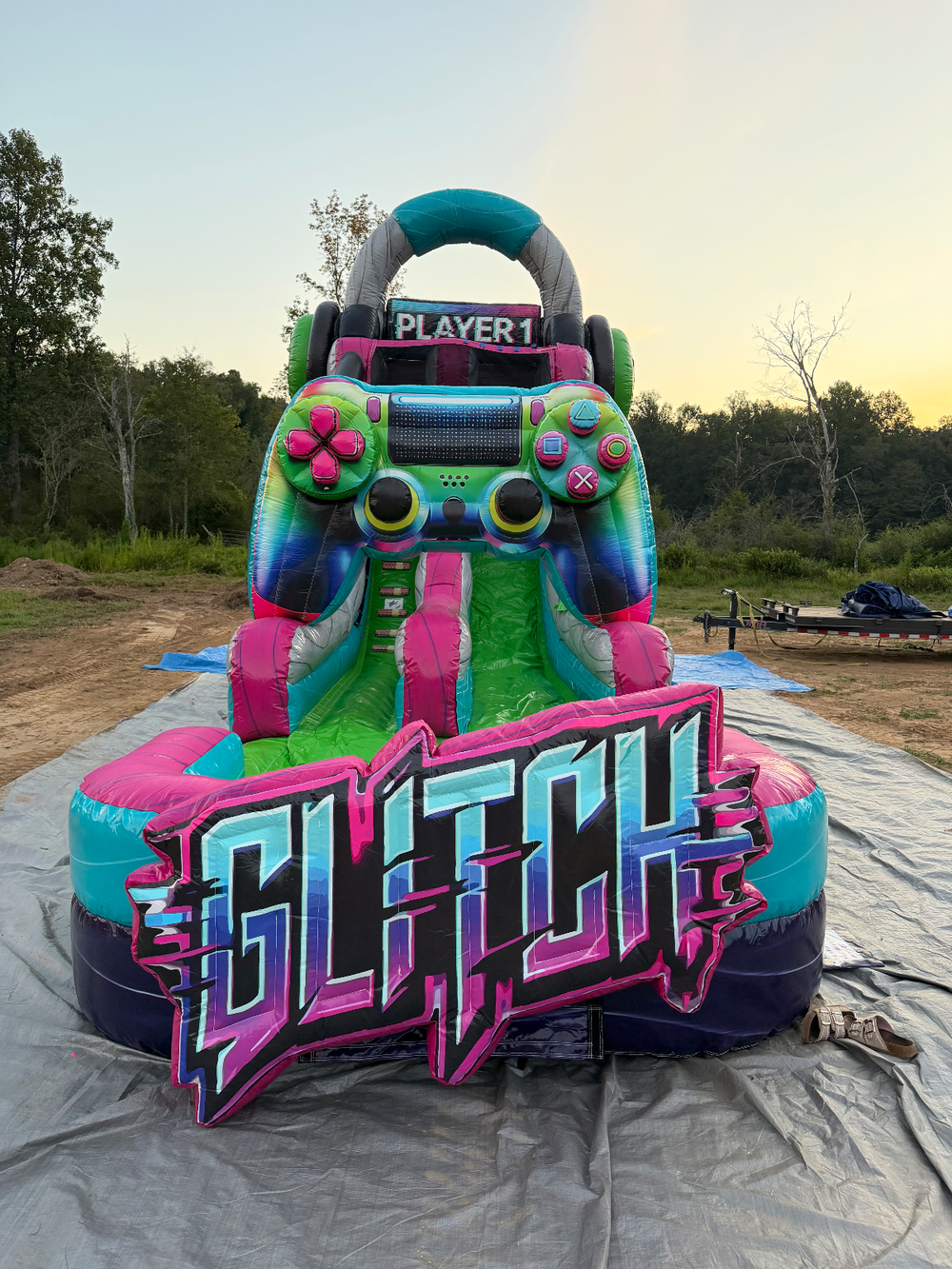“Glitch” 18ft slide + pool